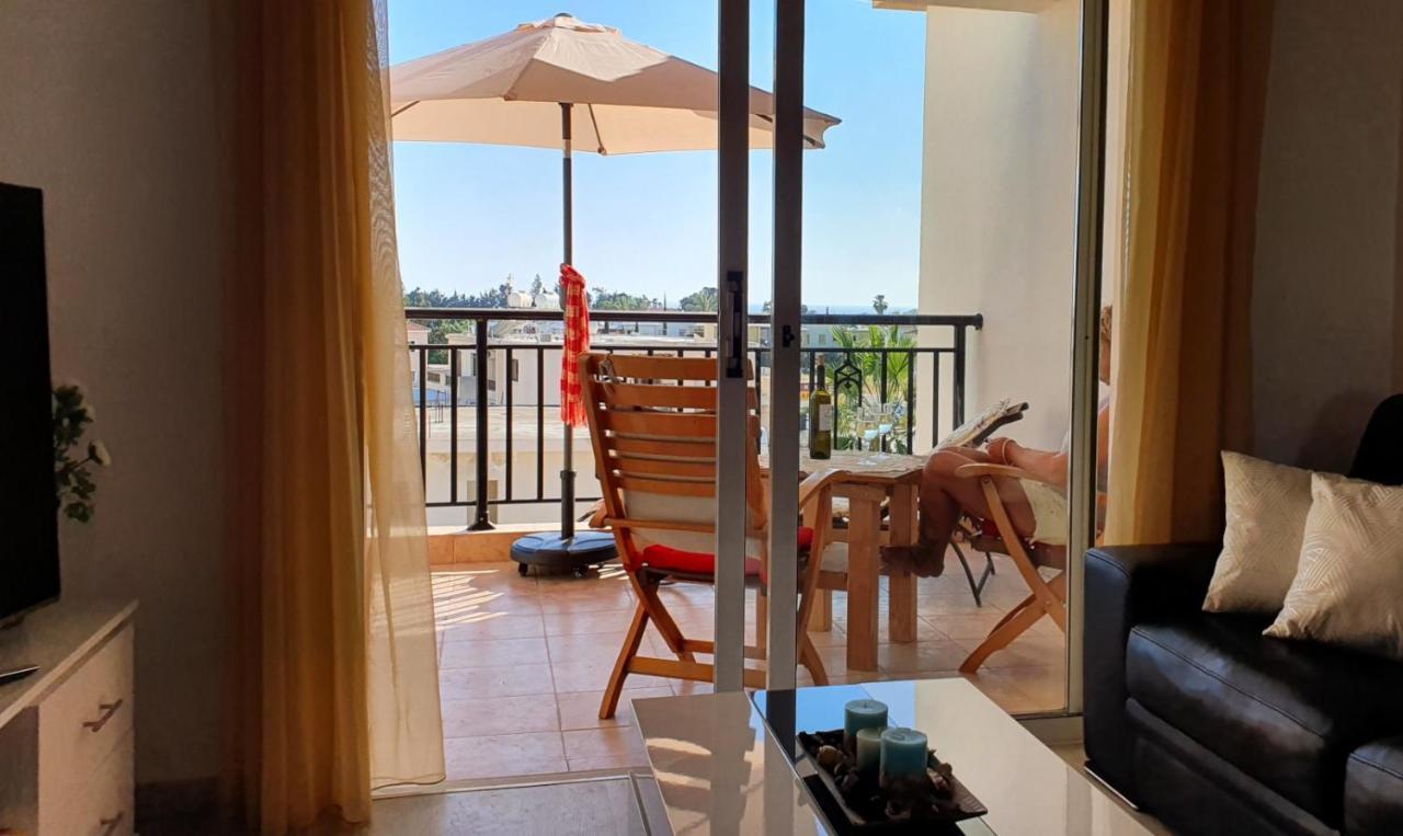 Petras Cozy Nest, 1-Bedroom Apt., Paphos-Universal Esterno foto